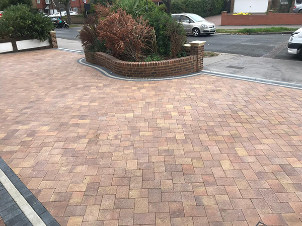 Block paving driveway in East Grinstead